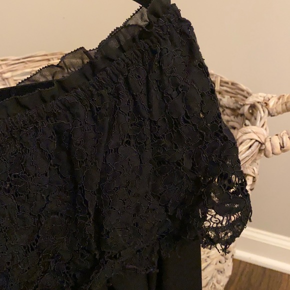White House Black Market Black Lace Off-Shoulder Top – Size Small - Picture 3 of 4
